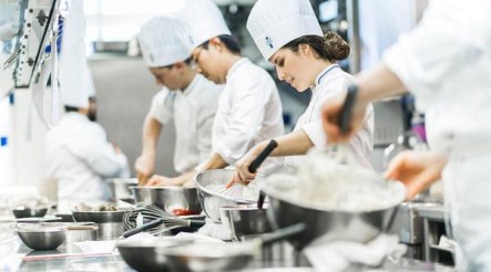 HT Chef tổ chức hội thảo “Người làm sách kể chuyện” tiết lộ nhiều bí mật làm sách